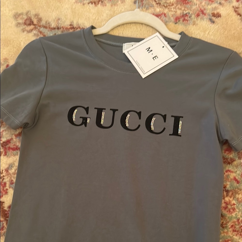 Gucci  Tee with Logo